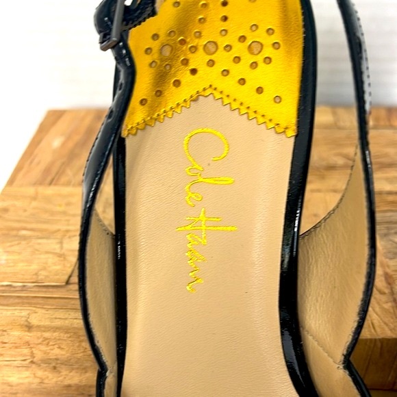 Vintage Cole Haan Kitten Heel Patent Leather Pumps: S- 6 - Picture 3 of 5